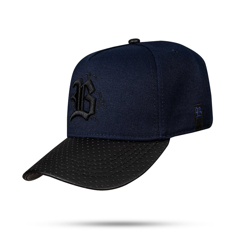 Boné Azul Marinho Snapback Aba Couro Perfured