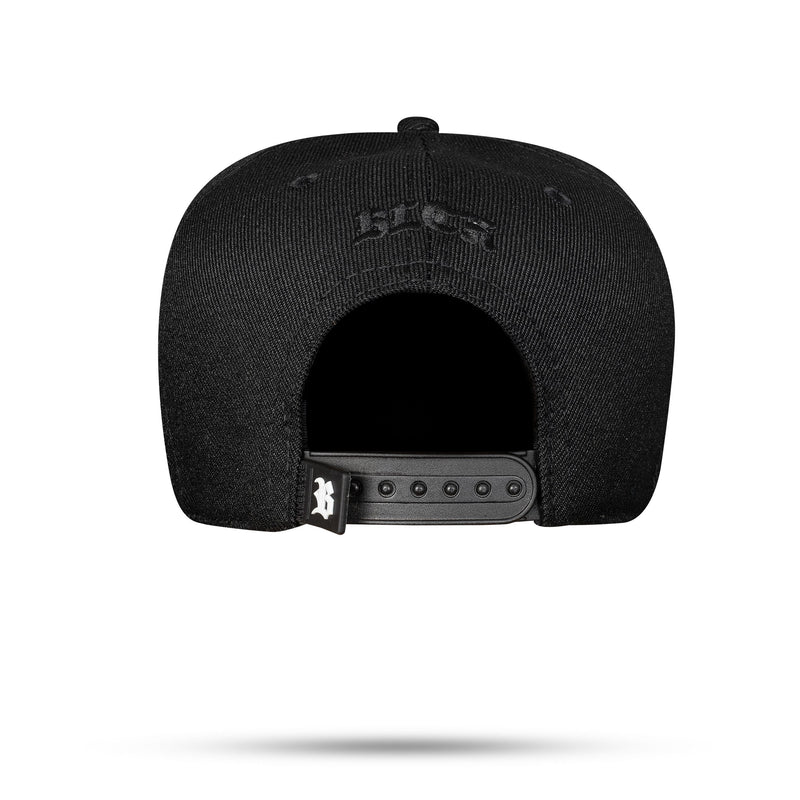 Boné Preto Snapback Contra Aba Roxo