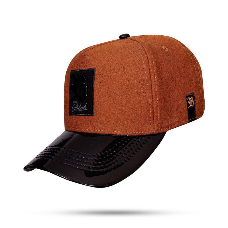 Boné Snapback Marrom Suede Aba Piano Logo Metal