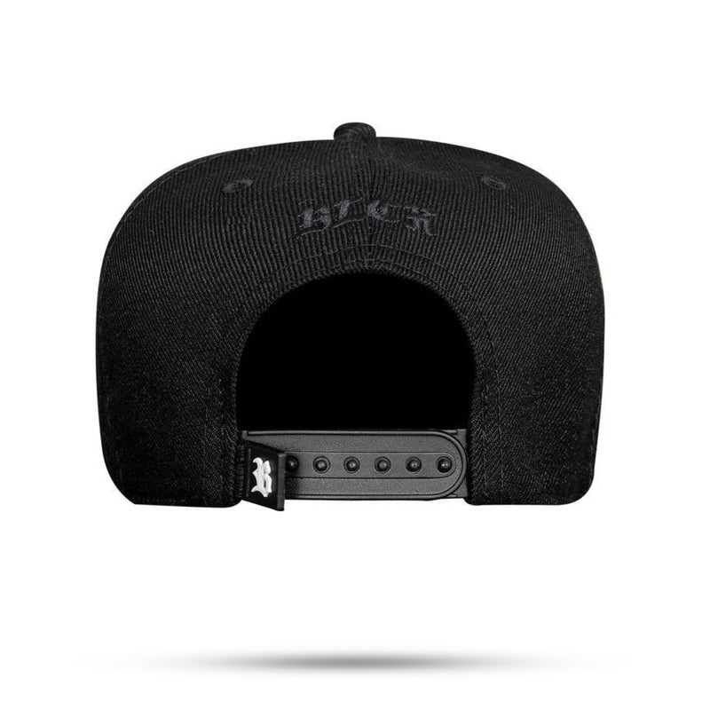 Boné Snapback Preto Logo Metal All Black