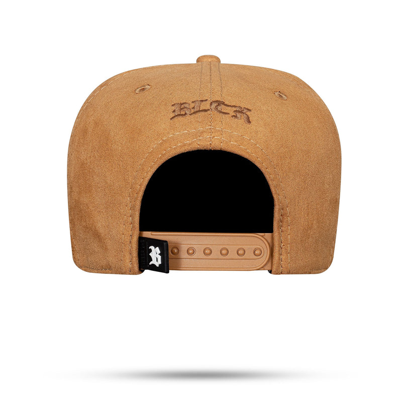 Boné Caramelo Snapback Tag Perfured