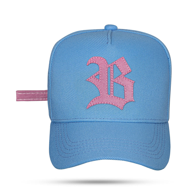 Boné Azul Claro Strapback Logo Suede Rosa