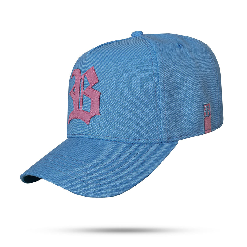 Boné Azul Claro Strapback Logo Suede Rosa