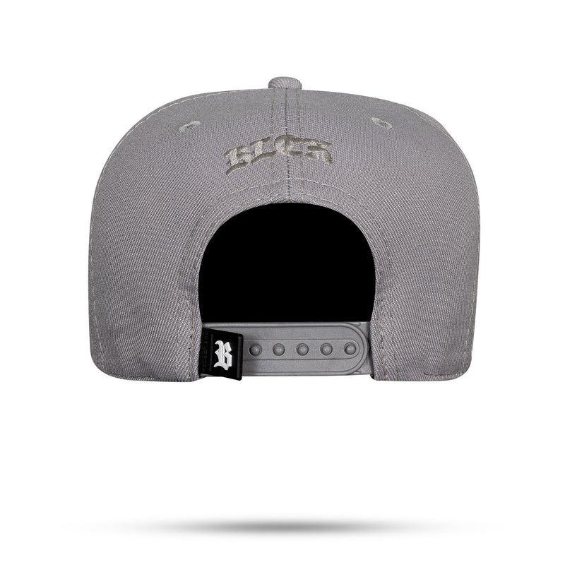 Boné Cinza Escuro Snapback Follow The Leader