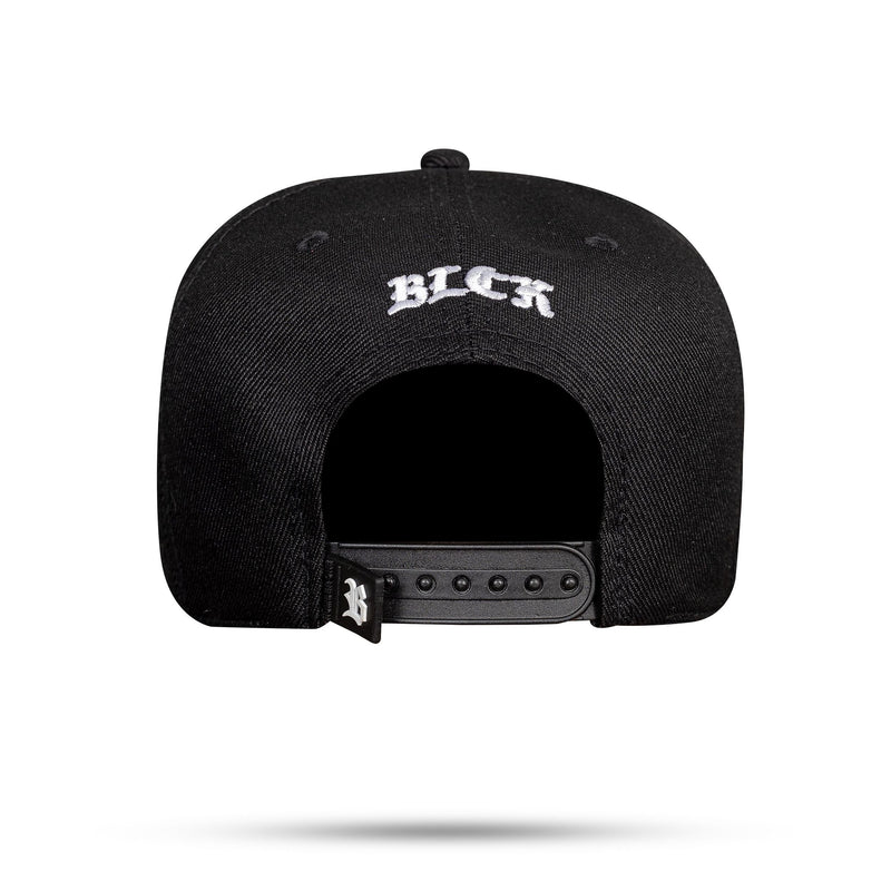 Boné Preto Snapback Logo Listras Branco