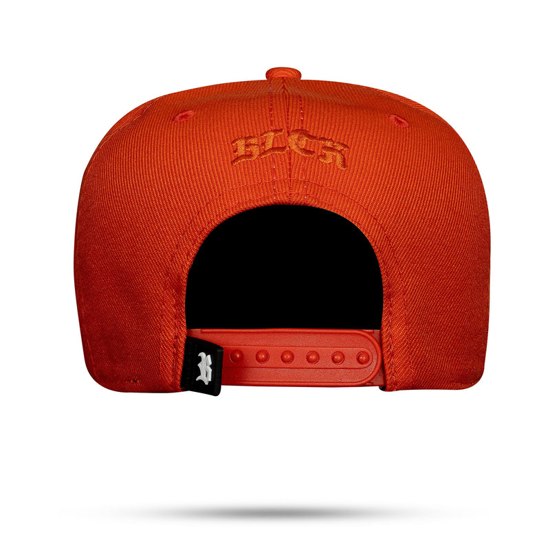 Boné Laranja Snapback Quadrado Metal White