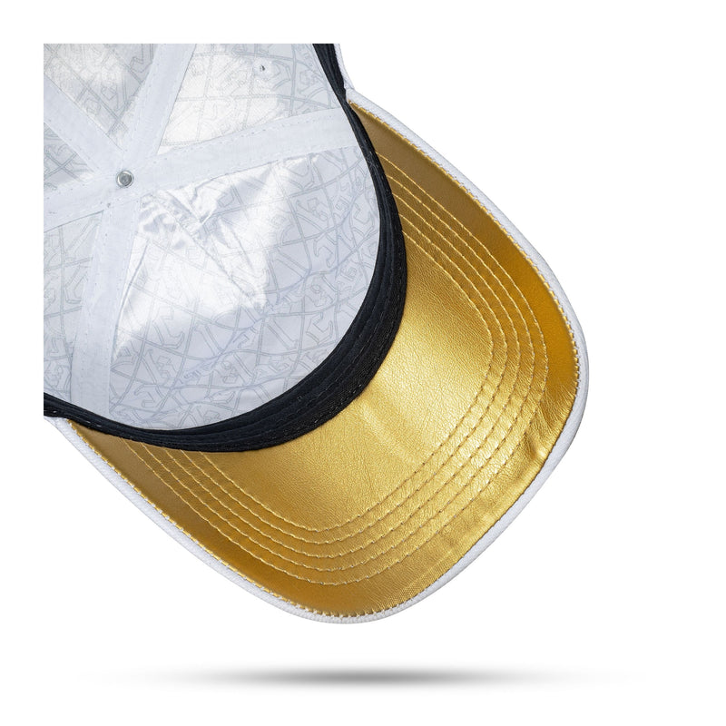 Boné Branco Snapback Logo Basic Contra Aba Dourada