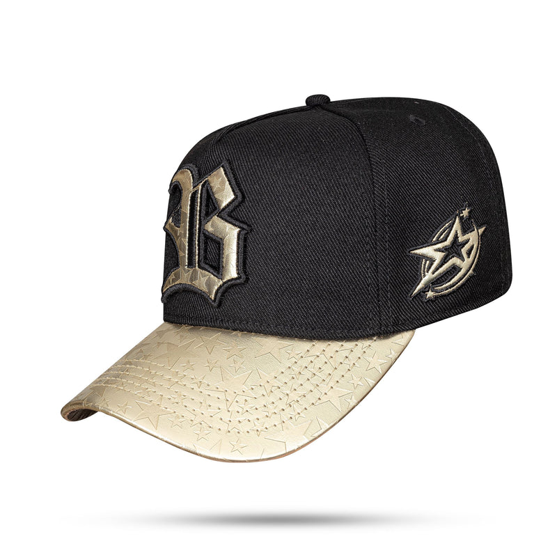 Boné Preto Snapback Aba Couro Star Dourado