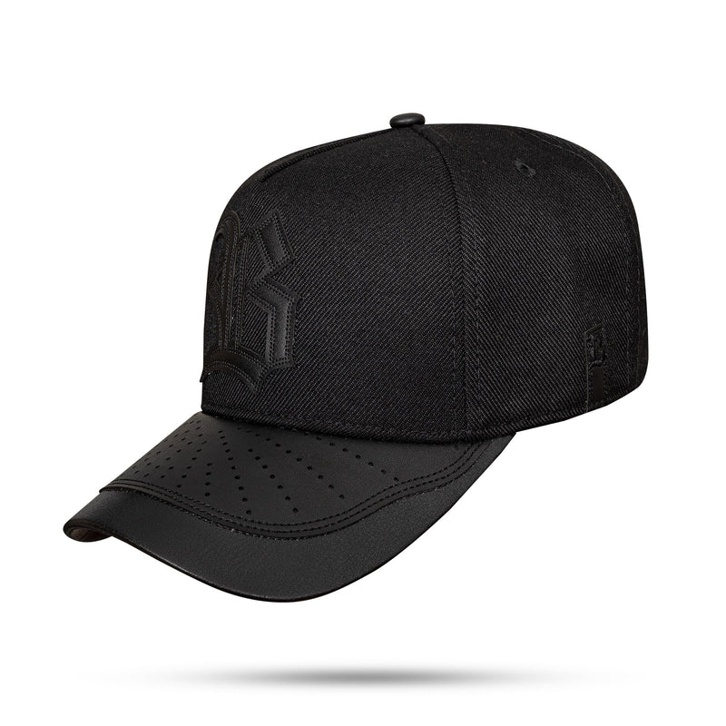 Boné Preto Snapback Aba Leather Perforated