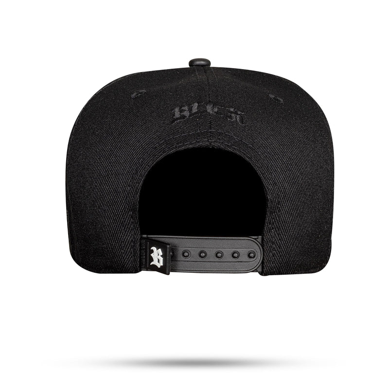 Boné Preto Snapback Aba Leather Perforated