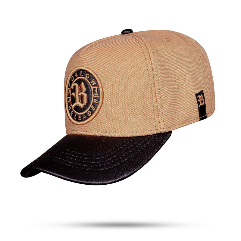 Boné Caramelo Snapback Follow Couro Preto