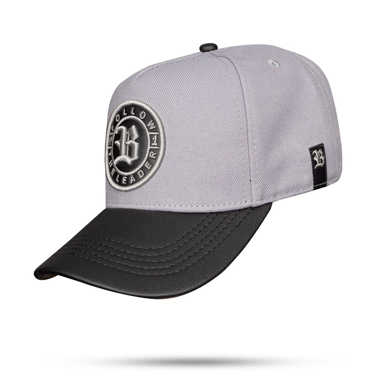 Boné Cinza Snapback Follow Couro Preto