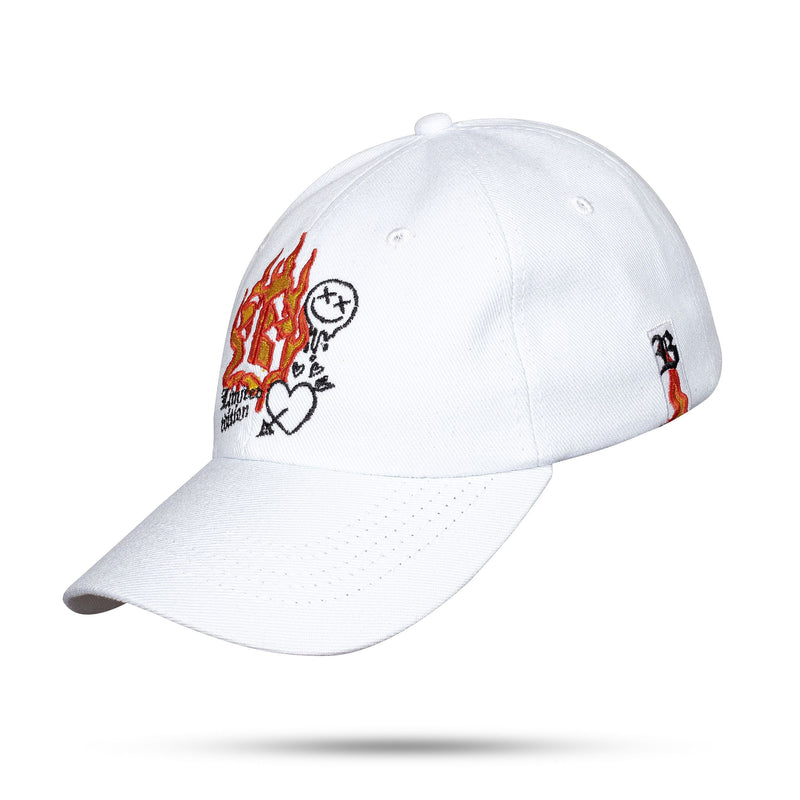 Boné Branco Dad Hat Fire Edition