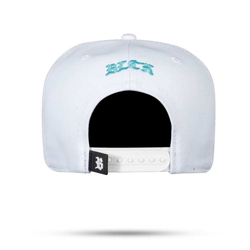 Boné Branco Snapback Urso Verniz Turquesa