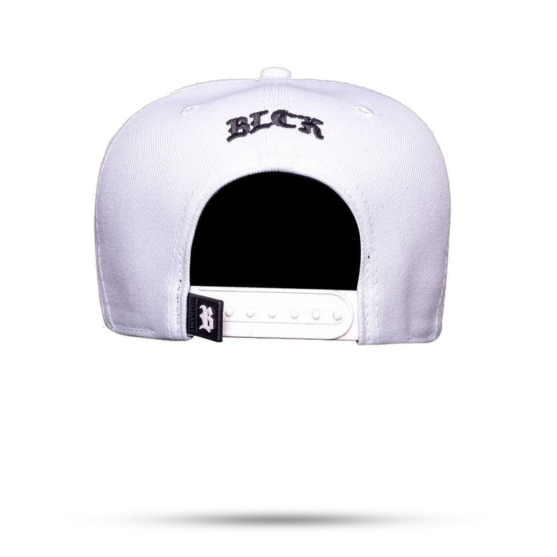 Boné Branco Snapback Perfored Vermelho